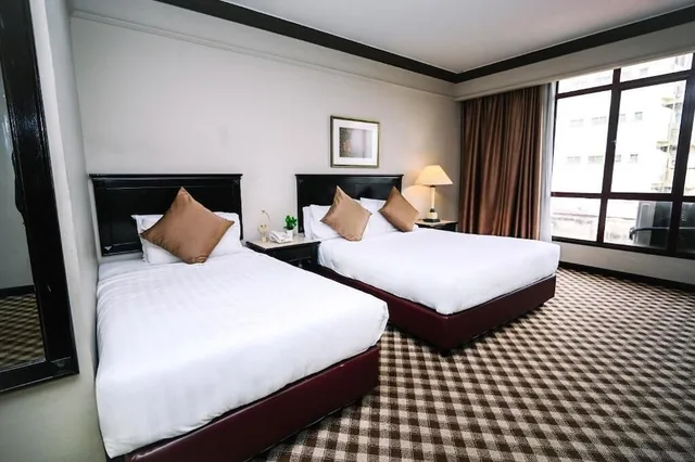 غرفة ديلوكس ثلاثية بسرير كوين وسرير فردي، Kingston Hotel 9 @ Jonker Street, Melaka 3/6