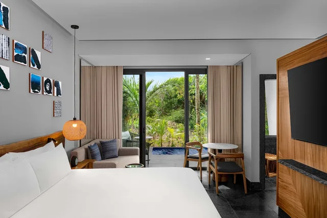 غرفة بسرير كينج بشرفة لذوي الإعاقة، Conrad Tulum Riviera Maya 1/9