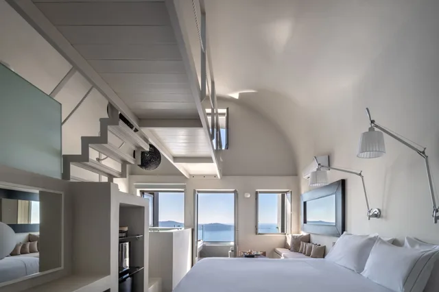 لوفت تنفيذي بسرير مزدوج بإطلالة على البحر مع أريكة بجاكوزي، West East Suites - Adults Only 3/6