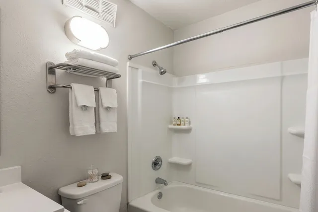 3 Full Beds Non-Smoking، 8 Inn Americus Near Albany I 75 9/10