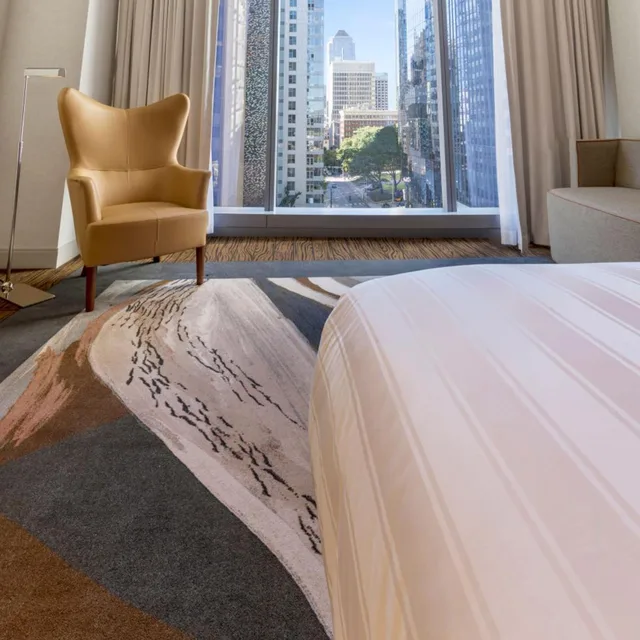 Standard, King Bed, Lotte Hotel Seattle 3/5