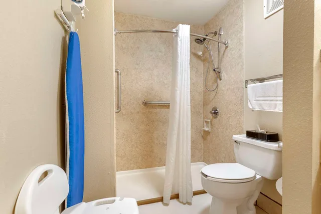 غرفة بسريرين مزدوجين لذوي الإعاقة، Best Western Hope 4/4