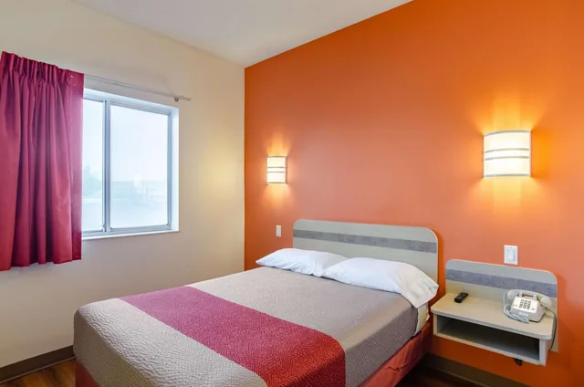 غرفة بسرير مزدوج للمدخنين، Motel6 Sidney, NE 5/10