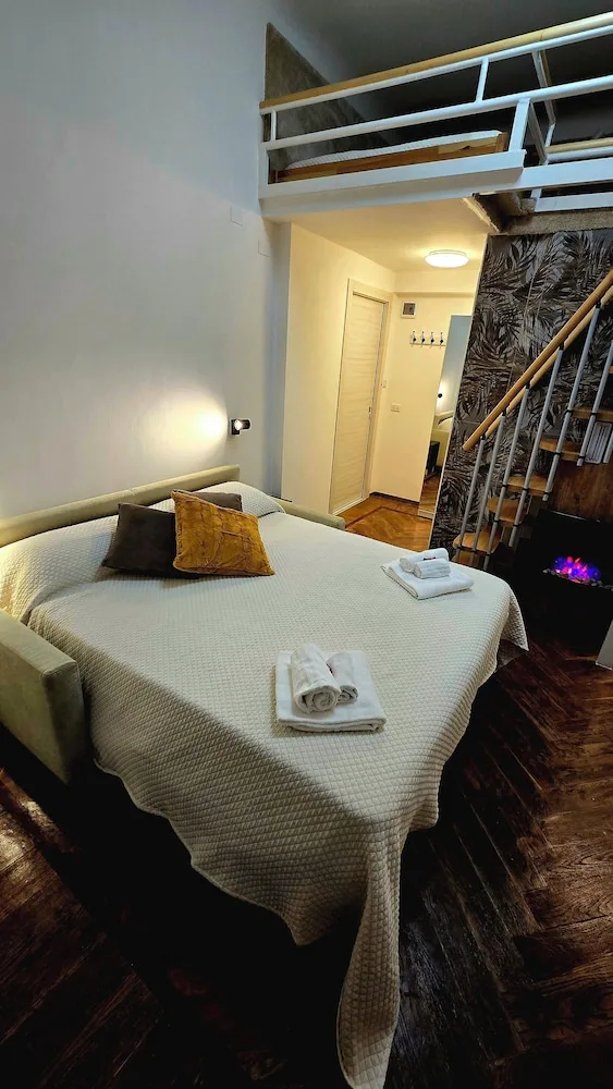 جناح استوديو أساسي بسرير فردي بإطلالة على المدينة مع أريكة، Casa Storica 5 Giornate 3/6