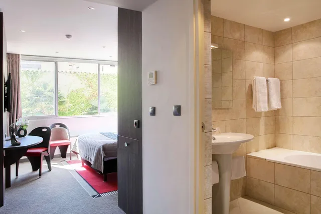 غرفة ديلوكس بسرير مزدوج، Best Western Premier Patio Des Artistes 7/7