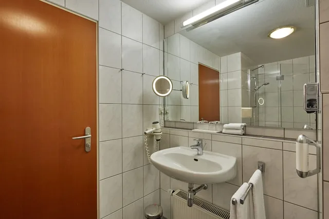 غرفة كومفورت مفردة، Heiner Hotel Darmstadt 8/8
