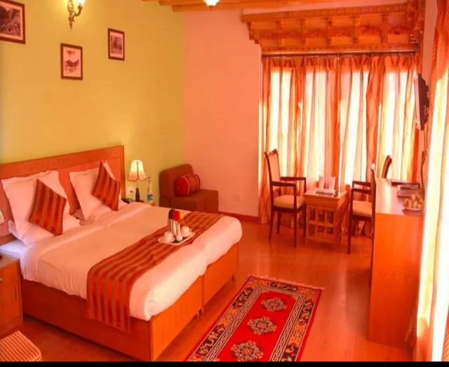 غرفة ديلوكس بسرير مزدوج بإطلالة على الجبل، Hotel Royal Ladakh 1/6
