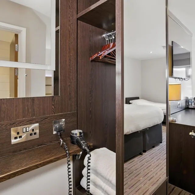 غرفة بسرير كينج، Premier Inn Coventry East (Ansty) 4/4