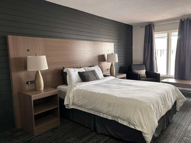 غرفة بسريرين مزدوجين، SureStay by Best Western Kapuskasing 2/3