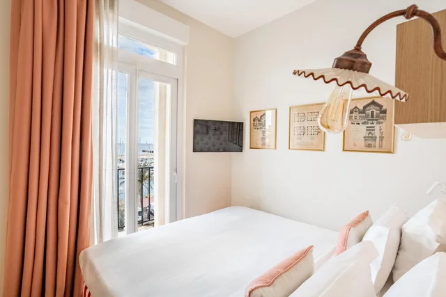 Privilege 4pax، Villa Camille Hotel & Spa 2/7