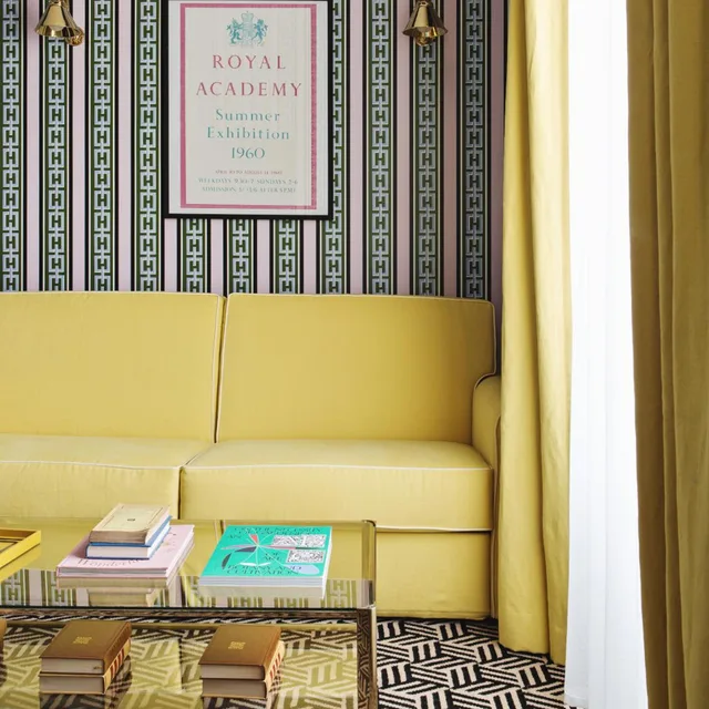 جناح سوبيريور، Hotel Les Deux Gares 3/8