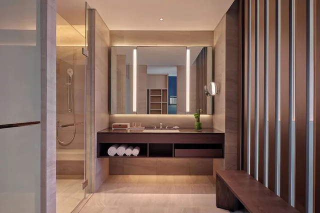 غرفة كلوب بسرير كينج مع دخول صالة النادي، Hyatt Regency Kuala Lumpur at KL Midtown 2/2