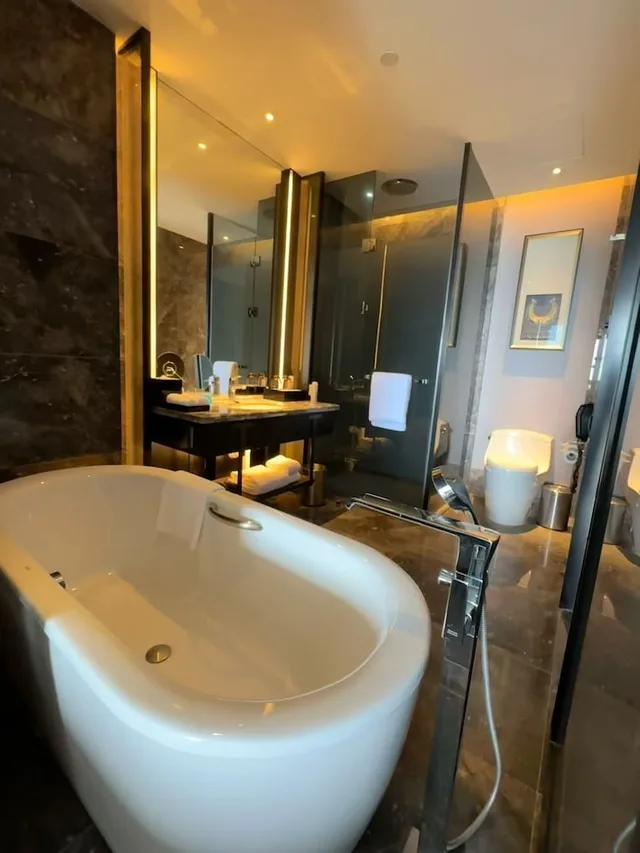 غرفة ديلوكس بسرير كينج، Wanda Realm Resort Nanning 3/3