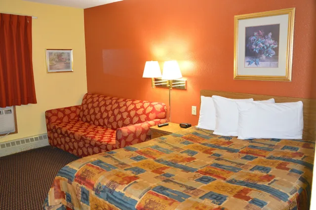 غرفة بسرير كوين للمدخنين، Burnsville Inn & Suites (ex Americas Best Value Inn-Burnsville/Minneapolis) 1/1