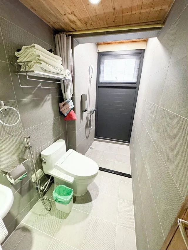 غرفة رباعية بسريرين مزدوجين، Slow Pace Tainan Hostel 2/3