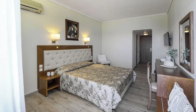 غرفة سوبيريور بسرير مزدوج أو سريرين منفصلين بإطلالة على البحر، Mendi Beach Hotel 3/7