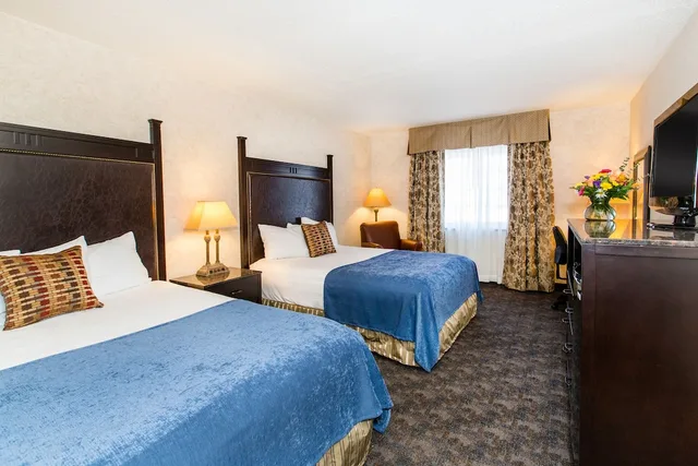 غرفة قياسية بسريرين كوين، Heritage Hotel Lancaster 1/6