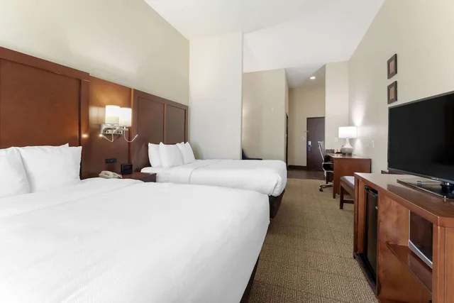 جناح مع أريكة، Comfort Suites West Dallas Cockrell Hill 2/4