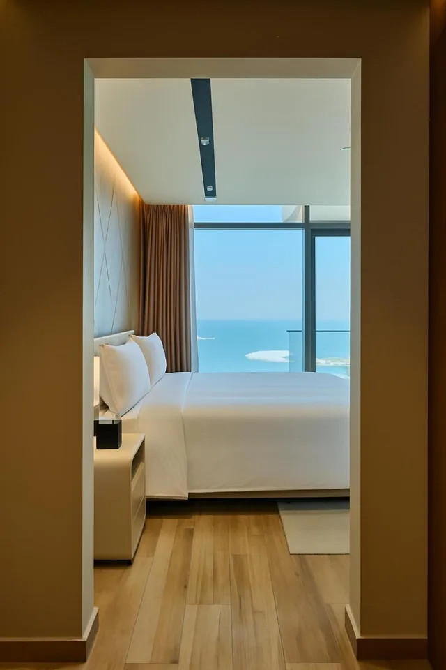 2 Bedrooms, Suite, King Bed, Opal Sea View, High Floor، The OQ hotel waterfront 5/5