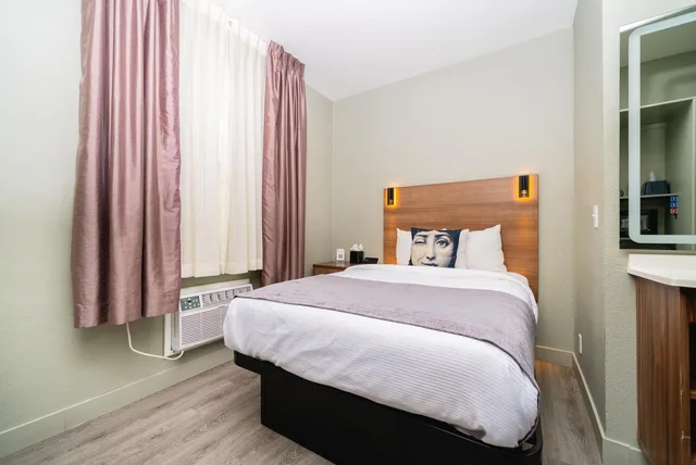 غرفة بسرير مزدوج يُسمح فيها بالحيوانات الأليفة، Urban Boutique Hotel 3/10