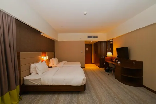 غرفة تنفيذية بسريرين منفصلين، The Grand Lux Hotel 1/1