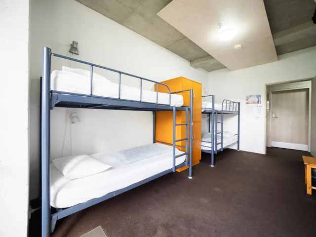 سكن مشترك بأربعة أسرّة للنساء، YHA Apollo Bay Eco 2/4