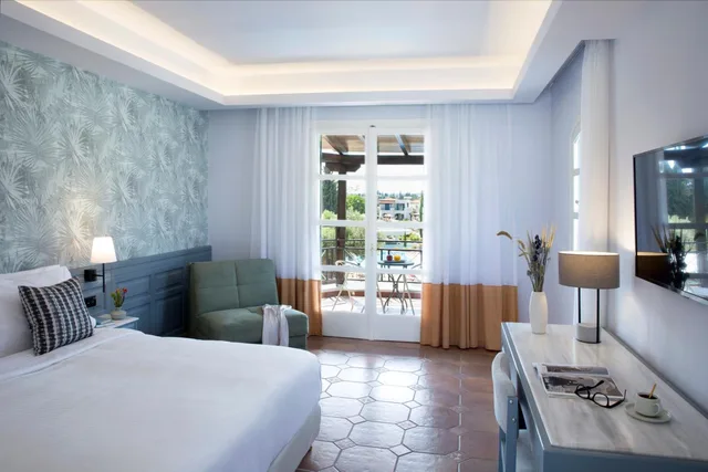 Bungalow Harmony Pool View، Zeus Eretria Resort 3/10