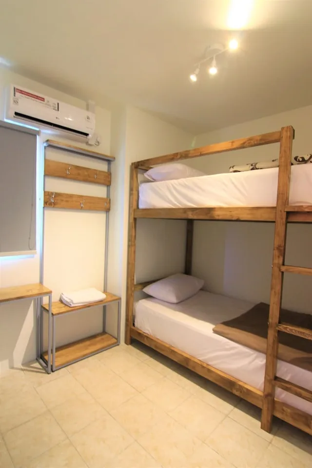شقة بريميوم بسرير كينج وسرير فردي بإطلالة على المدينة بغرفتي نوم بمطبخ صغير، Apartment Queen Victoria Batam 1/3