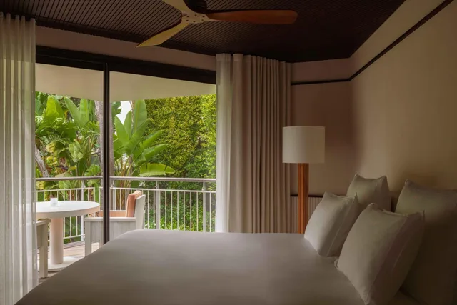 غرفة ديلوكس بإطلالة على الحديقة، Cap D' Antibes Beach Hotel 1/1