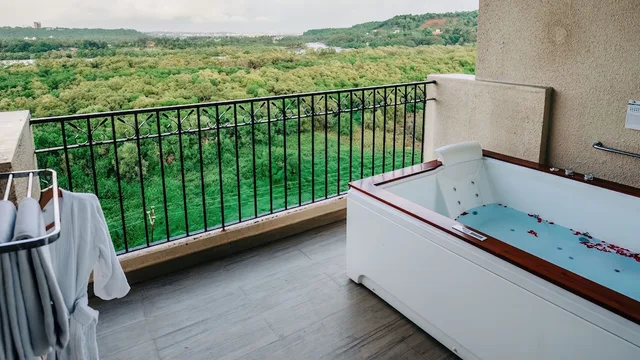 غرفة قياسية بسرير كينج لذوي الإعاقة، Holiday Inn Goa Candolim 10/10