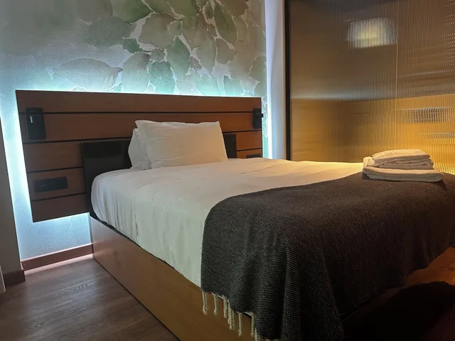 Classic, Single, Queen Bed, Versoverde Alzaia Naviglio Grande 5/8