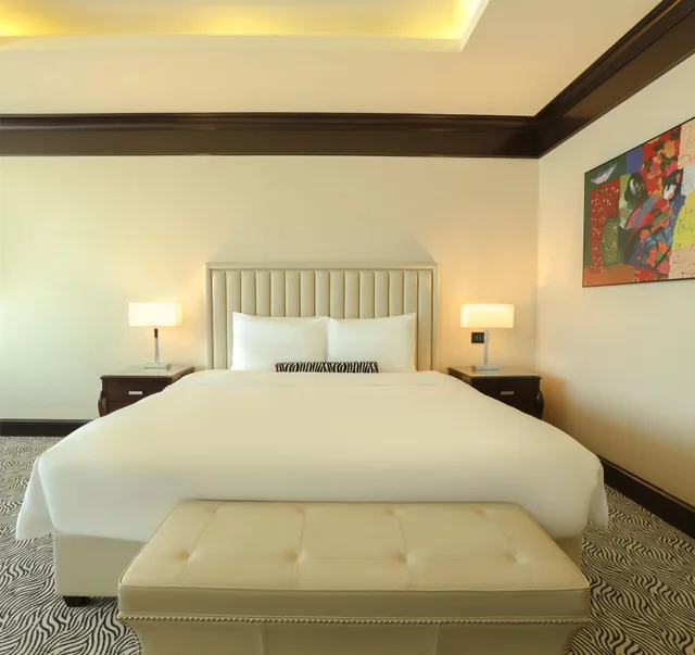 جناح جونيور كلاسيكي بسرير كينج، فندق كمبينسكي العثمان الخبر(Kempinski Al Othman Hotel) 1/2
