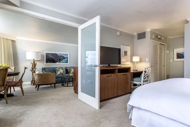 Renovated, Signature, Suite, King Bed, Partial Ocean View, Club Lounge Access، OUTRIGGER Kauai Beach Resort & Spa 3/5