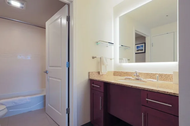 استوديو بسرير كينج مع أريكة، Residence Inn by Marriott Helena 3/3