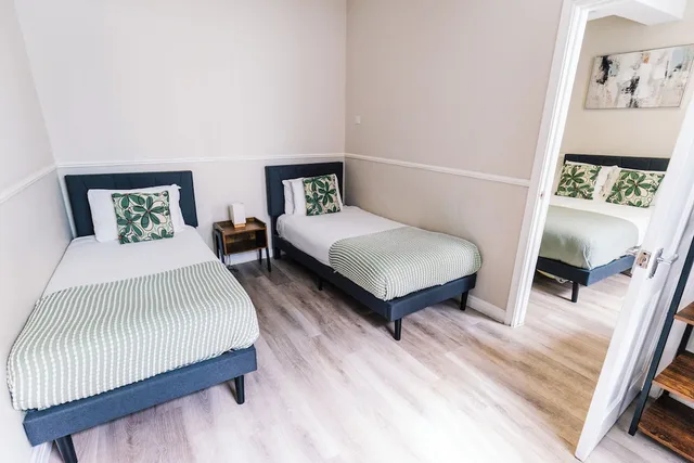 غرفة عائلية بسرير مزدوج وسريرين منفصلين، The Mitre Hotel 6/10