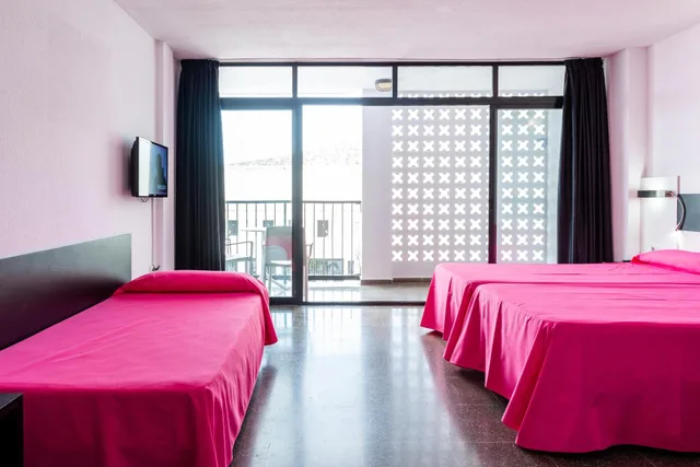 Rocks, 3 Beds، Ibiza Rocks Hotel - Adults Only 2/6