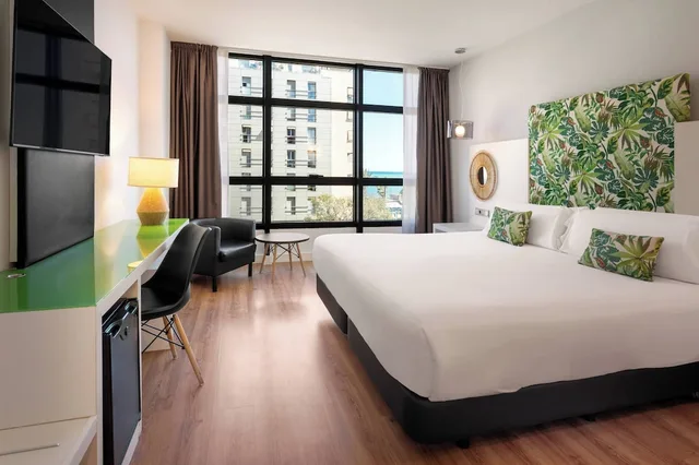 غرفة مفردة بسريرين منفصلين، Hotel Catalonia Malaga 1/7
