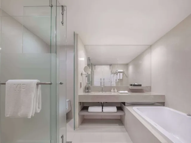 جناح كلوب تنفيذي بريفيليج بسرير كينج بمنطقة جلوس، Vie Hotel Bangkok - Mgallery By Sofitel 10/10