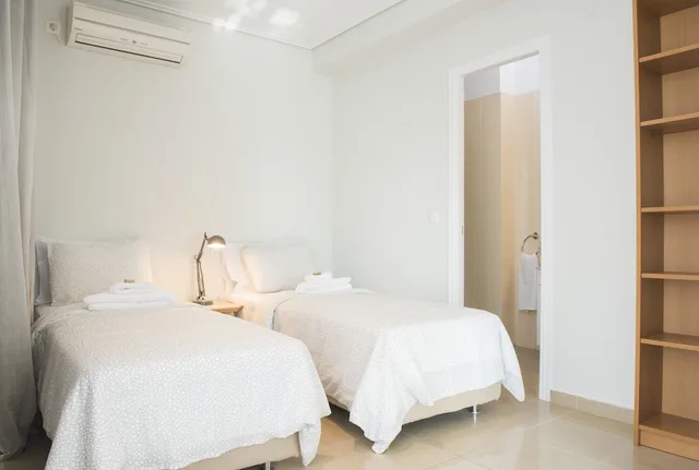 Urban, Studio, Twin Beds, Street View, Balcony، Athens Studios 7/10