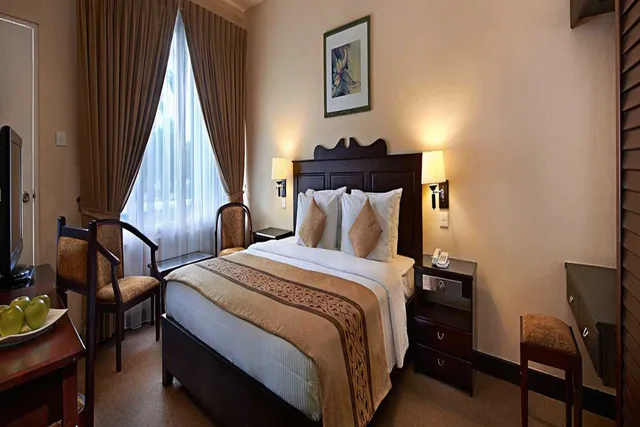 غرفة قياسية بسرير كينج، Berjaya Hotel Colombo 2/2