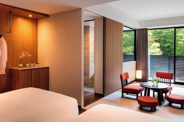 غرفة بسريرين منفصلين بإطلالة، Karuizawa Marriott Hotel 2/2