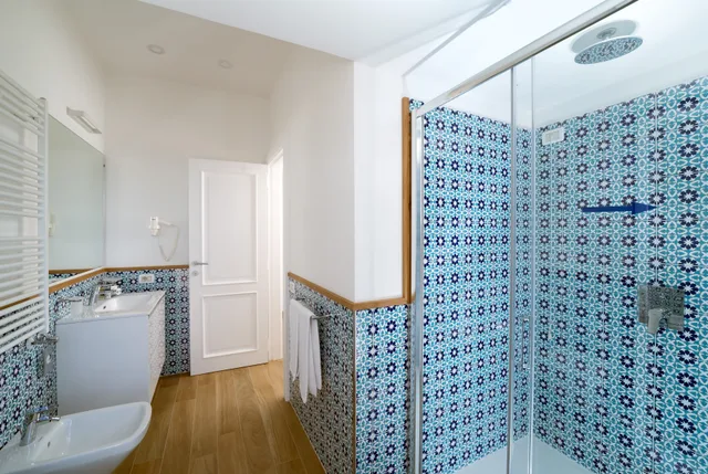 غرفة بسرير مزدوج بشرفة، Hotel Miramare Sorrento 5/6