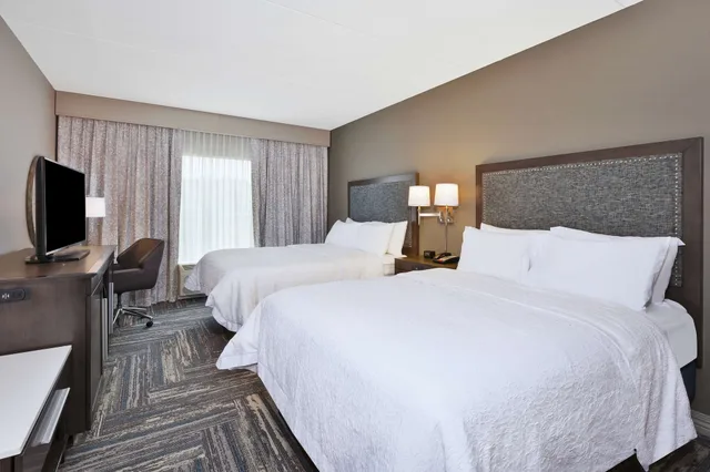 غرفة قياسية بسريرين كوين، Hampton Inn & Suites Wells-Ogunquit 2/10