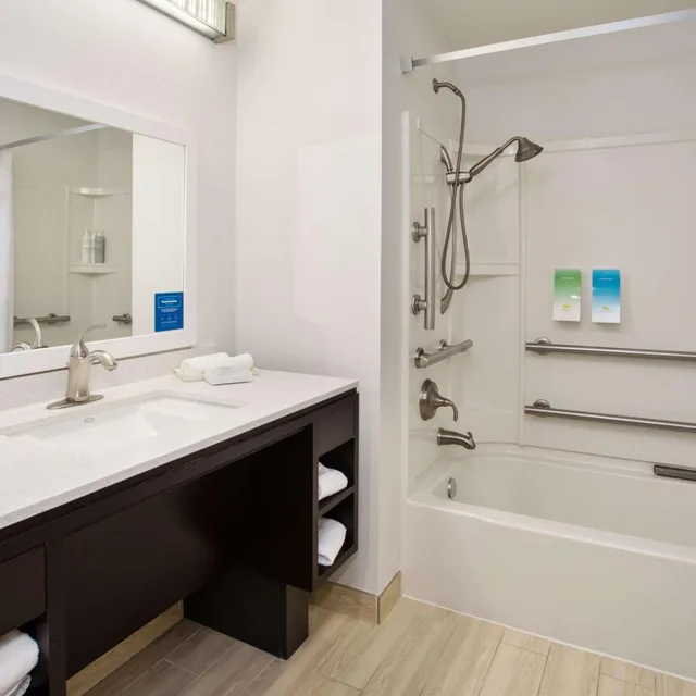 Suite, Queen Bed, Sofa, Accessible, Home2 Suites By Hilton Austin Cedar Park Tx 5/8