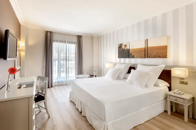 Room, Double Bed, Sofa, Balcony, Barcelo Isla Canela 2/6