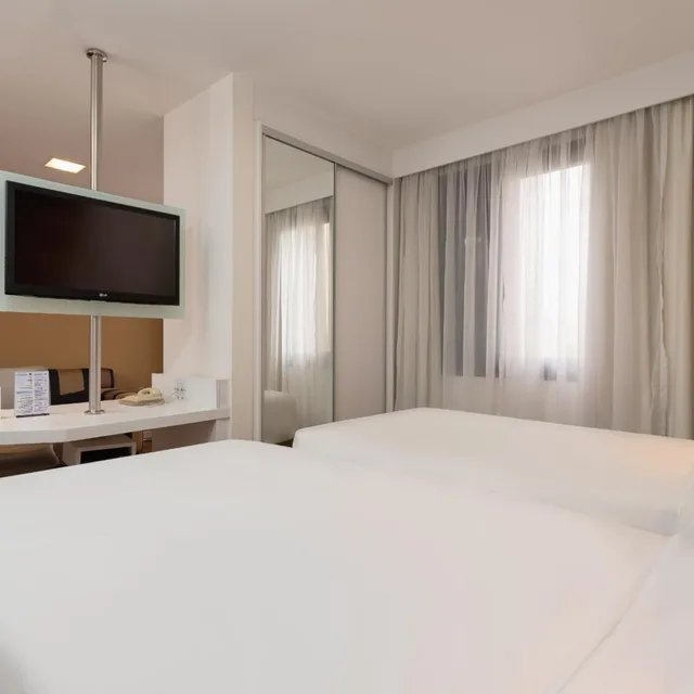 جناح، Paulista Suites by Charlie 3/7