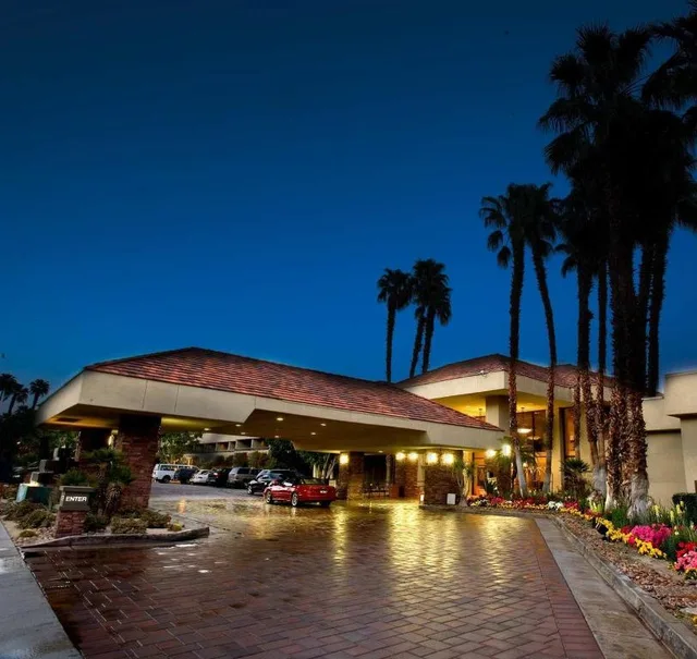 جناح جونيور بسرير كينج مع أريكة لذوي الإعاقة، Hilton Palm Springs 1/1