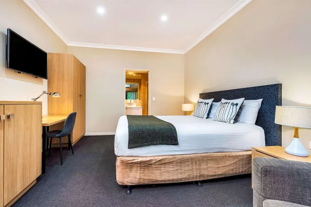 جناح بسرير كوين، Comfort Inn and Suites Sombrero Adelaide 1/9