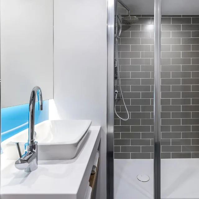 غرفة بسريرين منفصلين مع أريكة، Holiday Inn Express Paris - Poissy, an IHG Hotel 7/7