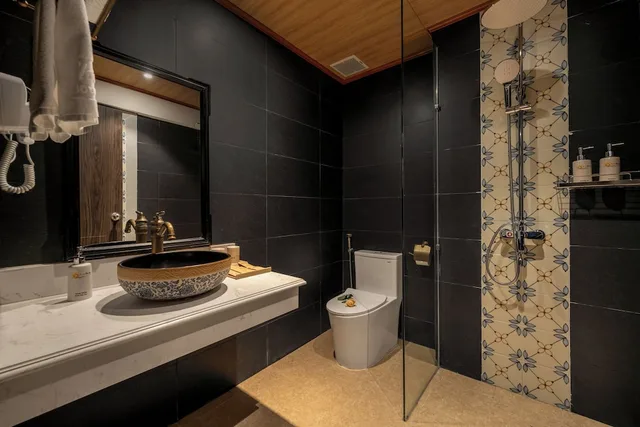 جناح سيغنتشر متصل بسرير كينج وسريرين منفصلين، Hoi An Blue Sky Boutique Spa 5/7